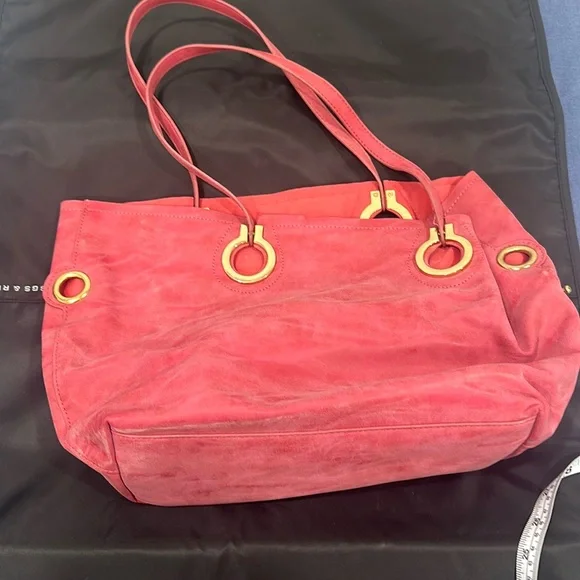 Pink tote in good used condition - Picture 1 of 9